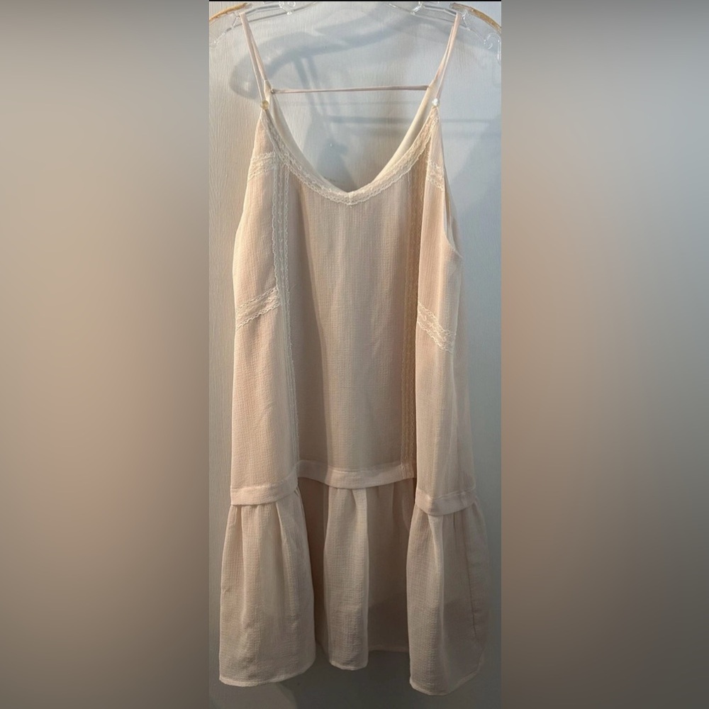 Ladies, May & July Light Cream Spaghetti Strap Tiered Slip Dress Size L (38”X24”
